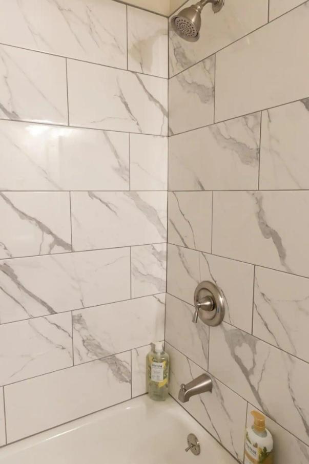 King Bed + Studio! Free Parking, Patio, Wfh Space! Seattle Esterno foto