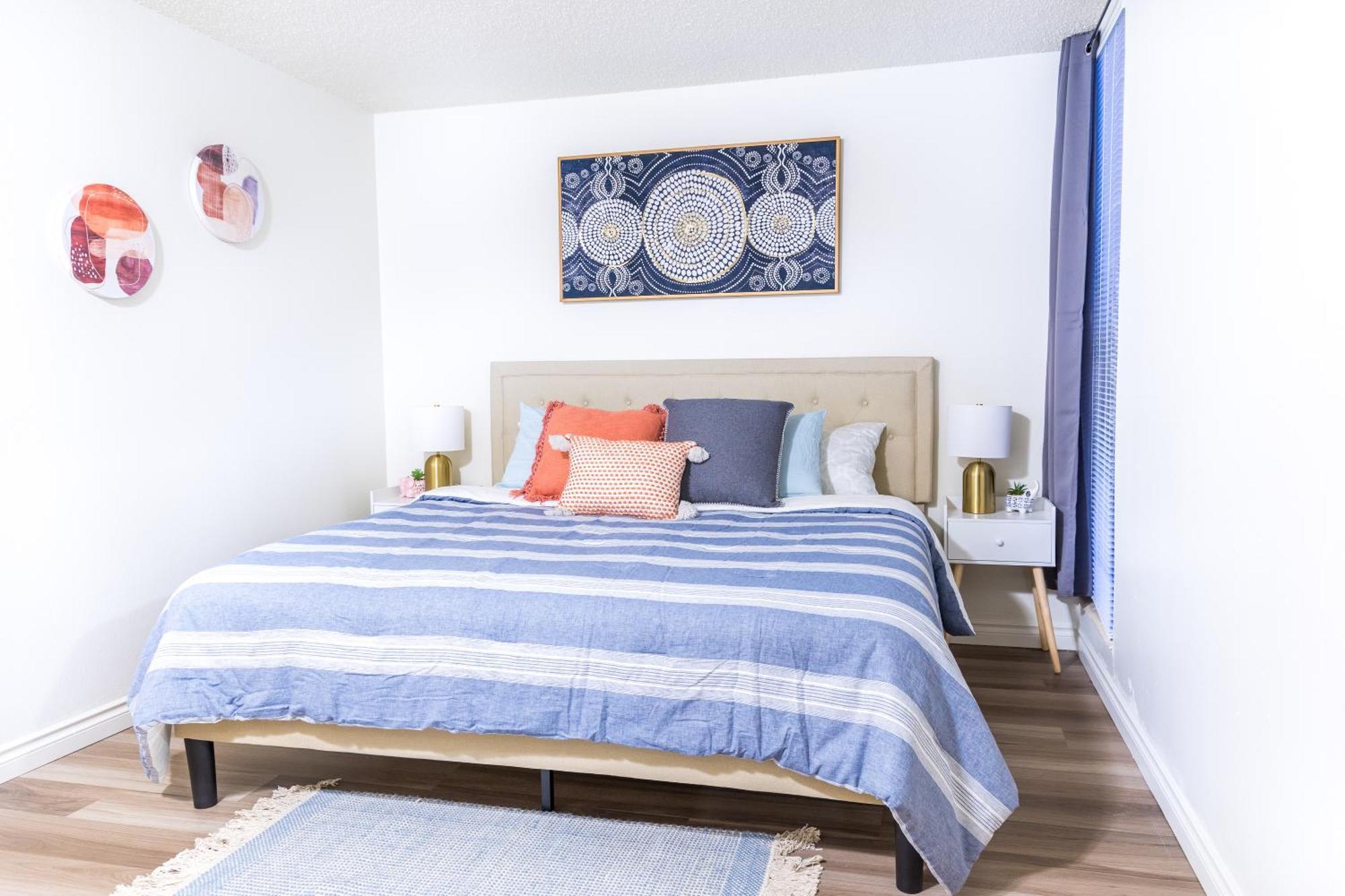 King Bed + Studio! Free Parking, Patio, Wfh Space! Seattle Esterno foto