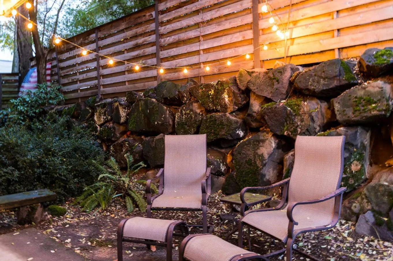 King Bed + Studio! Free Parking, Patio, Wfh Space! Seattle Esterno foto
